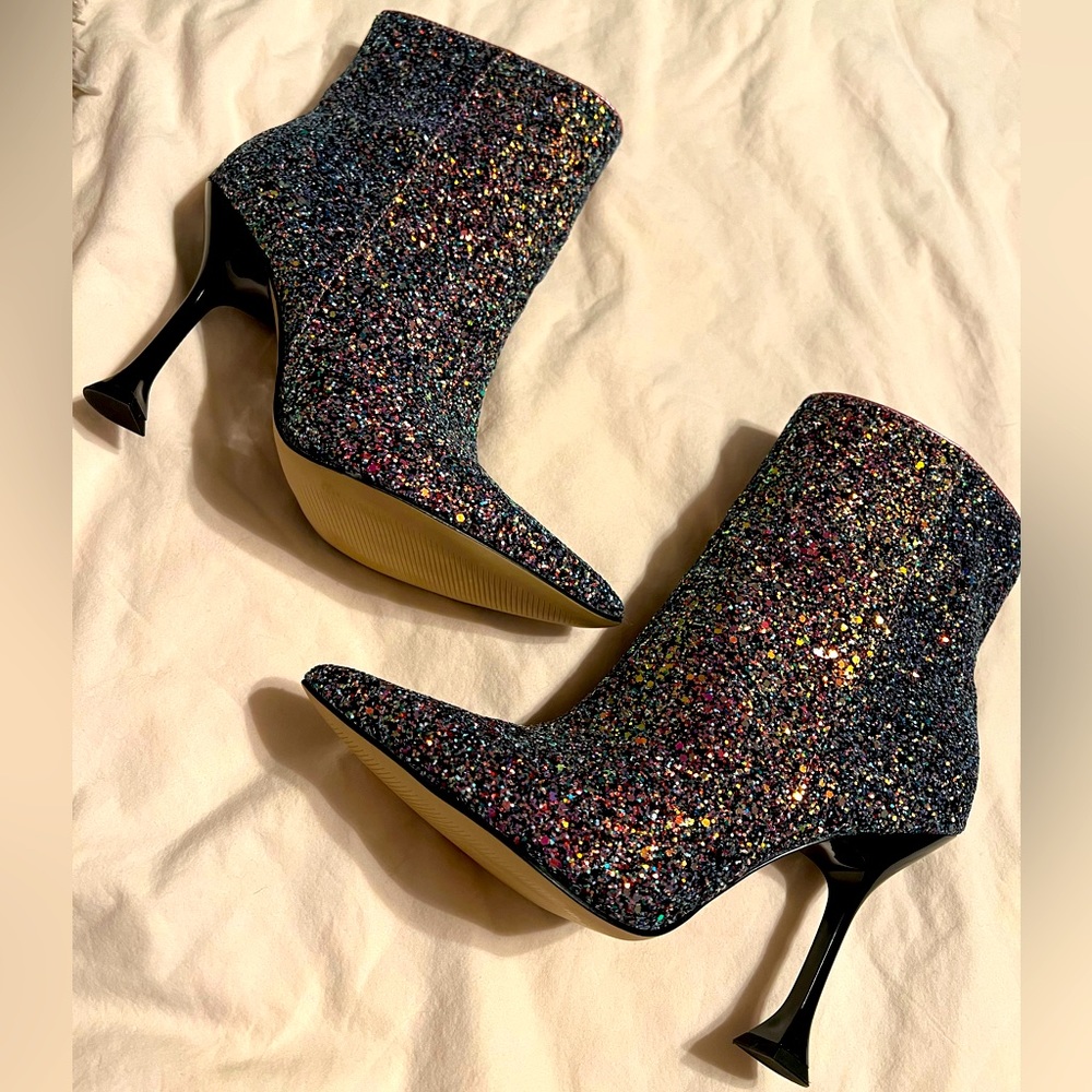 Marc Fisher Stolla boots